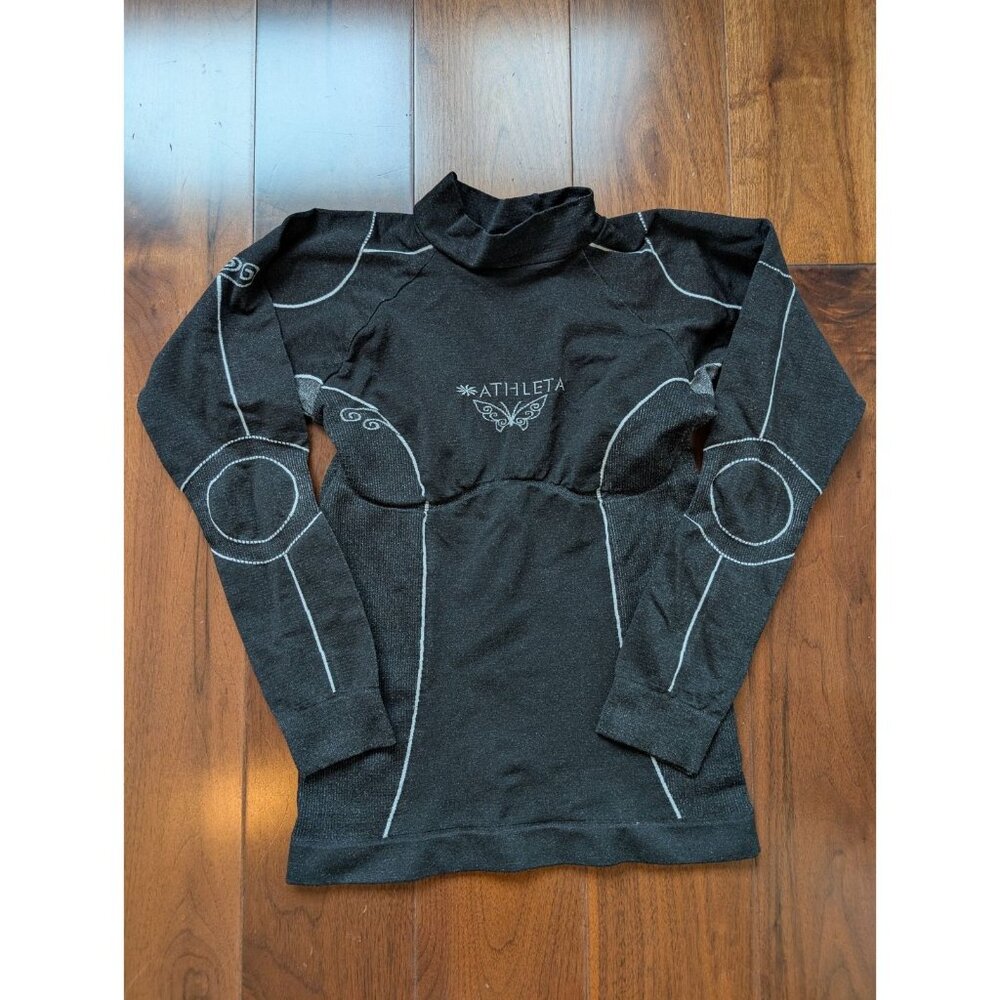 Athleta workout tops for women size M/L Made in Italy